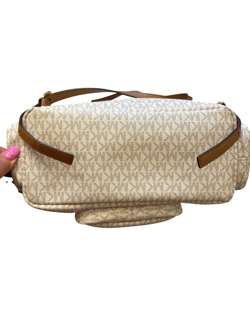 NWT Michael Kors Abbey Large Cargo Signature Backpack in Acorn and Vanilla